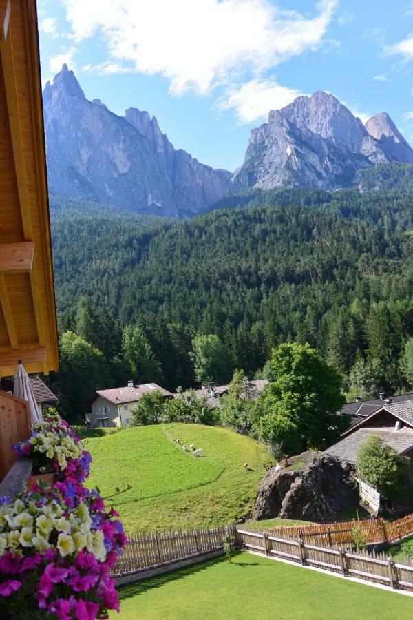 Haus Bernard Lägenhet Seis am Schlern Exteriör bild